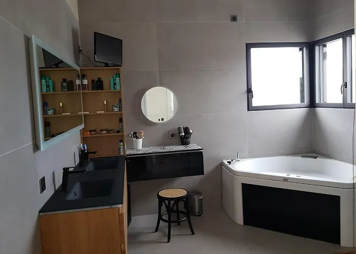 Вилла La Thelma 5 Etoiles, Piscine, Sauna Et Jacuzzi *