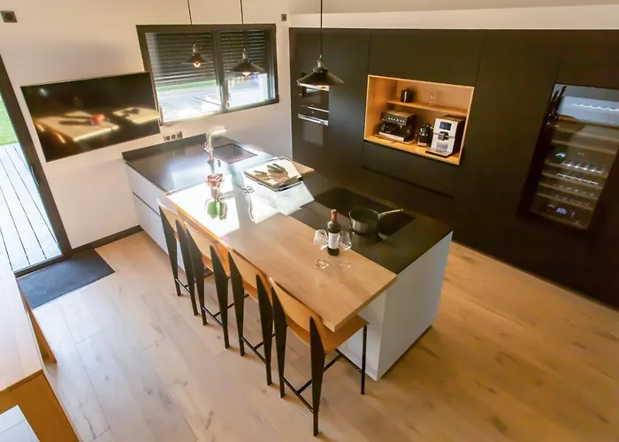 Villa La Thelma 5 étoiles, Piscine, Sauna Et Jacuzzi