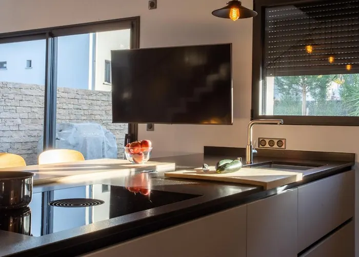 La Thelma 5 étoiles, Piscine, Sauna Et Jacuzzi Villa